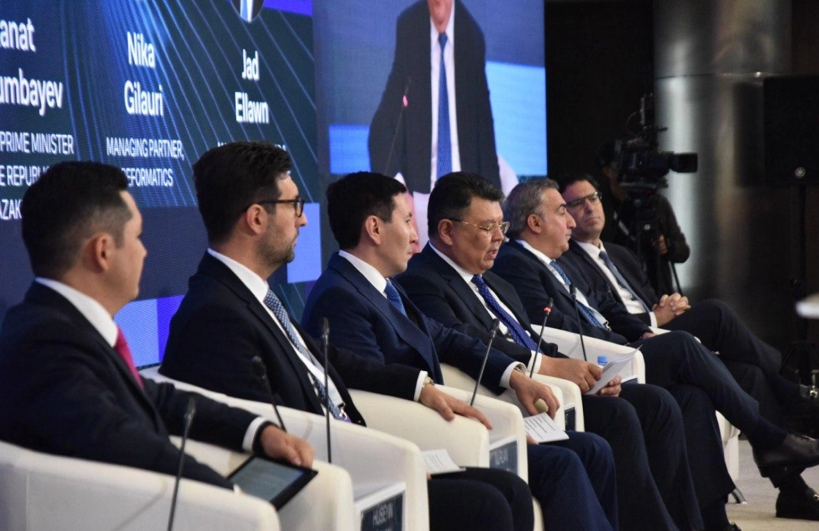 Қанат Бозымбаев Astana Finance Days форумында ЭКСЖ ұлттық жобасының инвестициялық мүмкіндіктерін таныстырды - МЭКС