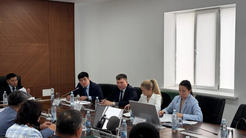 Атырауда ЭКСЖ ұлттық жобасының негізгі бағыттары түсіндірілді