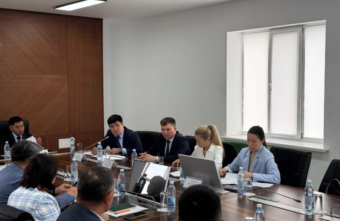 Атырауда ЭКСЖ ұлттық жобасының негізгі бағыттары түсіндірілді - МЭКС