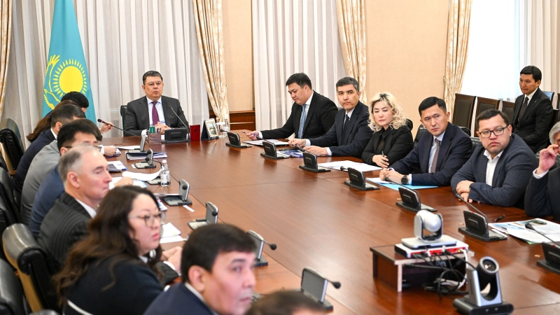 Жилпомощь, поддержка ОТП и приборизация: Канат Бозумбаев поставил новые задачи перед Проектным офисом МЭКС